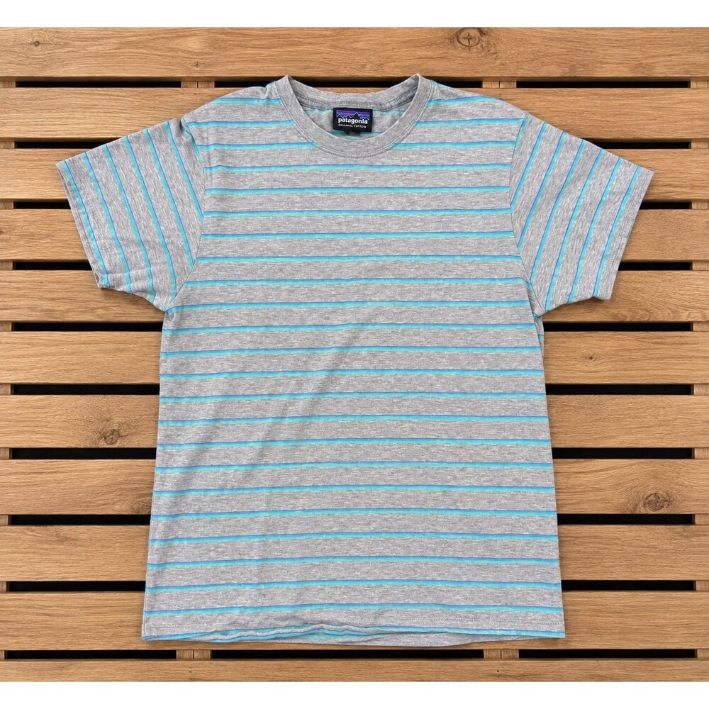 Patagonia Shirt Mens XS Short Sleeve Crew Neck Outdoor Gray Blue Casual Stripes